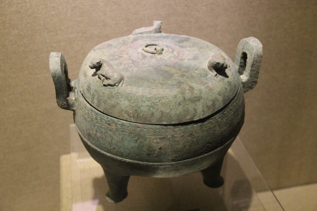 Eastern Zhou Bronze Ding | Eastern Zhou Chariot Burial and M… | Flickr