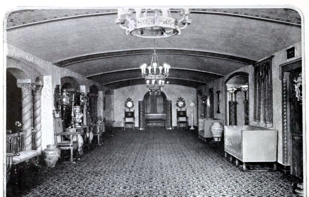 Florida Theatre, Jacksonville FL in 1927 - Mezzanine Lounge