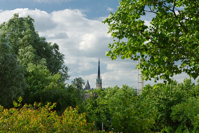 Cathédrale Notre-Dame vue du parc Grammont