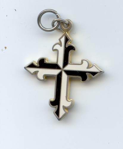 Dominican Cross | The Lay Dominican habit. | *rosamundi* | Flickr
