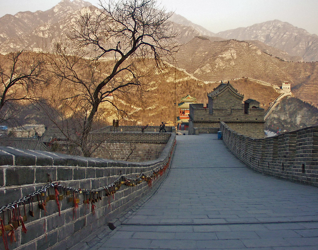 Lovers' Locks on the Great Wall | Bandaling, China Couples i… | Flickr