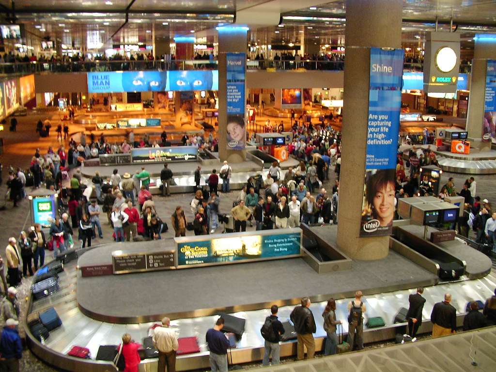 Vegas Airport – Mayhem!