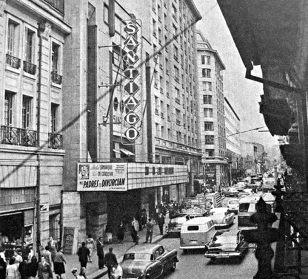 el Cine Santiago en calle Merced 829-847, Santiago,  presentaba a Libertad Lamarque en 1960,  en el blog mano suelta