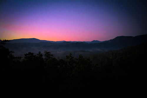 mountains sunrise eosm