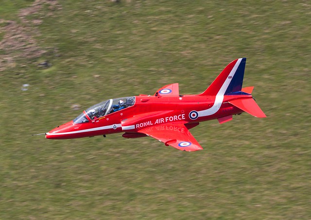 XX323  Hawk T1  RAF  Red Arrows