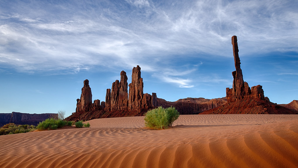 Totem Pole, Monument Valley, Utah | Yen Chao | Flickr