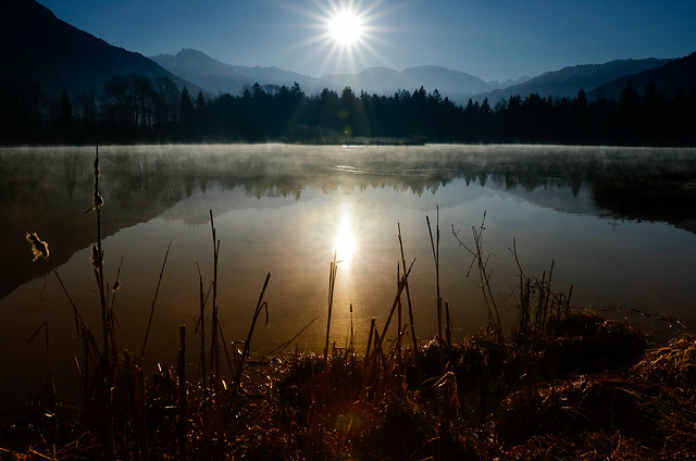 Soleil sur un lac