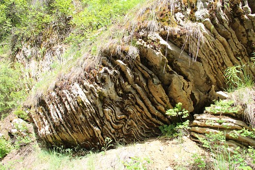 nature rock spokane geology washingtonstate hunters unidentified fruitland springdale gy stevenscounty huckleberrymountain