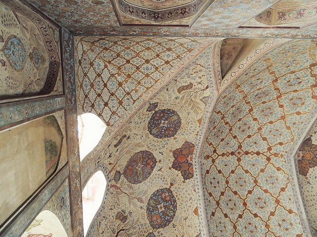 Isfahan palace corner ceiling decorations