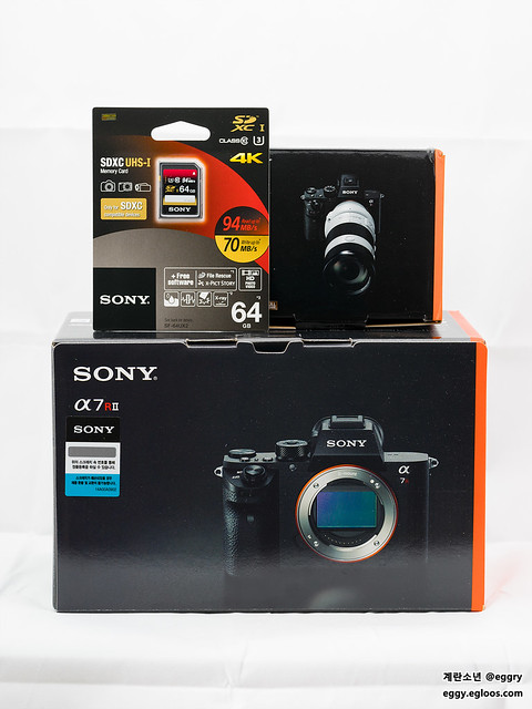 Sony ILCE-7RM2, A7R II Unboxing