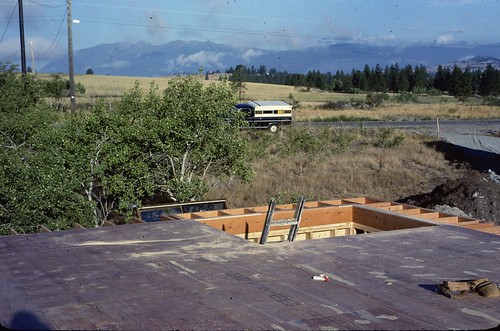 building kodachrome 1979 clearviewroad wycliffebc