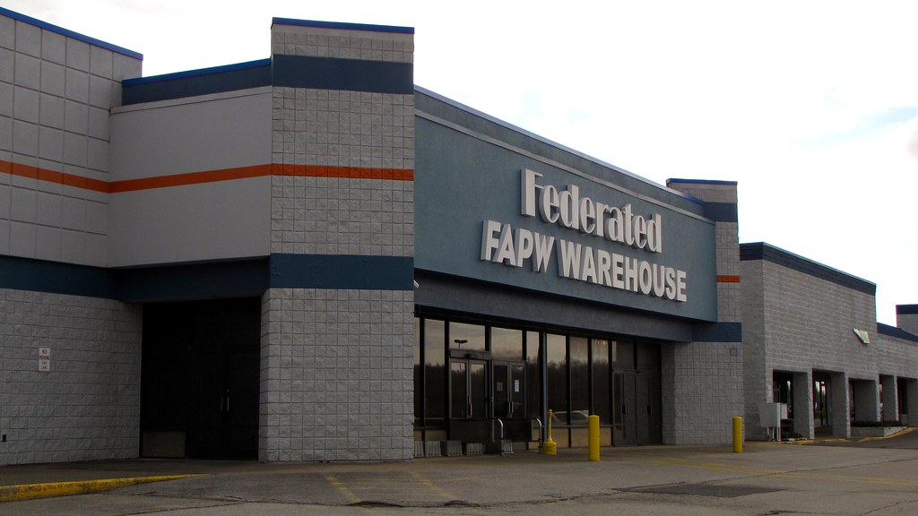 Federated FAPW Warehouse, former Staunton Walmart [02] - Flickr