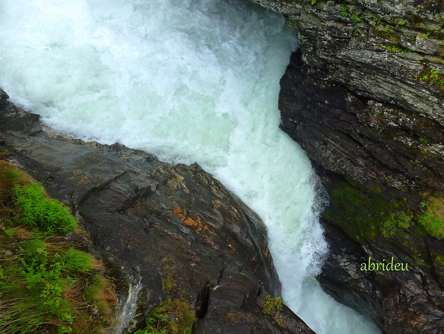 Molde - Trollmountain Waterfall
