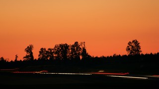 Abendrot und rote Bremslichter - Sunset and red break lights