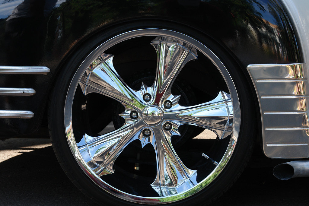Chevy wheel in color