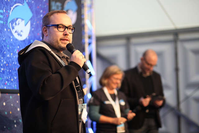 Andreas Scheppers starts off introductions at #SocialSpace