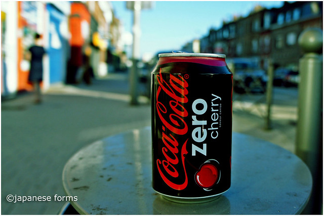 coca-cola® : cokeh # 33 (zero cherry)