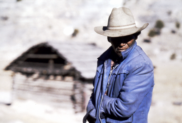 An Old tarahumara with a hat
