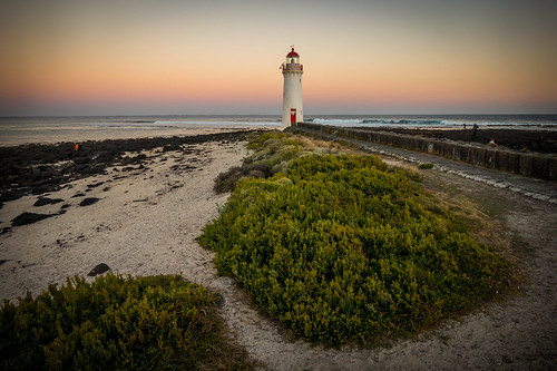 australia lighthouse victoria griffiths island coast portfairy dusk