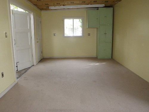 cleanout garage | by HaulingInLA