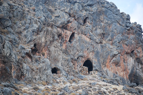 Cave on top of Xerokambos beach 2
