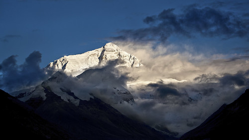 china peak tibet northface everest mounteverest sagarmatha rongbuk chomolungma