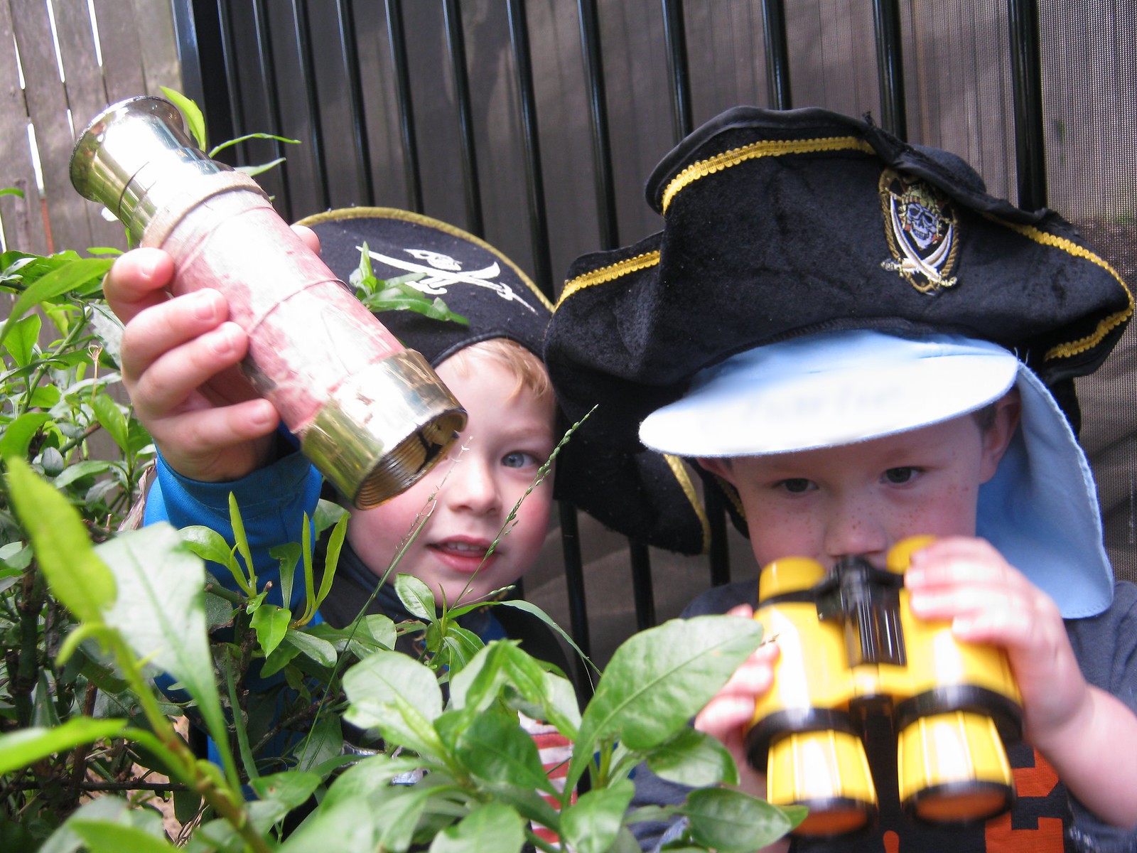 Aaaarghh- we are pirates looking for treasure