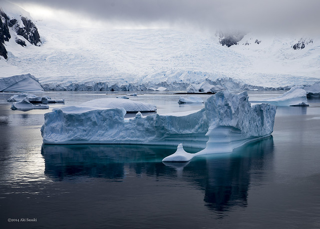 20140221_gerlachestrait_iceberg