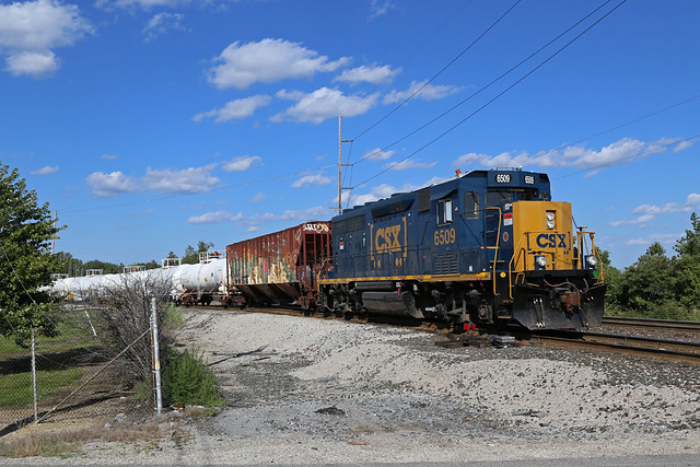 A newly rebuilt GP40-3 doing local work