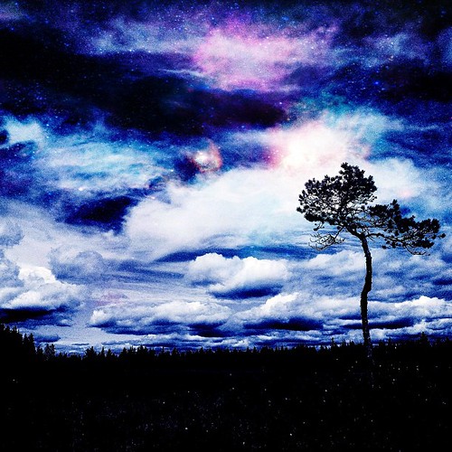 while you were sleeping...  ☺❤ #skwadra by skwadra, square squareformat iphoneography instagramapp uploaded:by=instagram