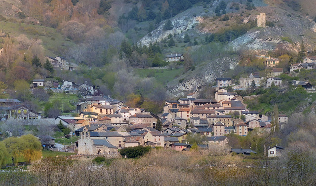 Llo (Pyrénées-Orientales, Catalunya norte, Occitanie, Fr) - Vue du village