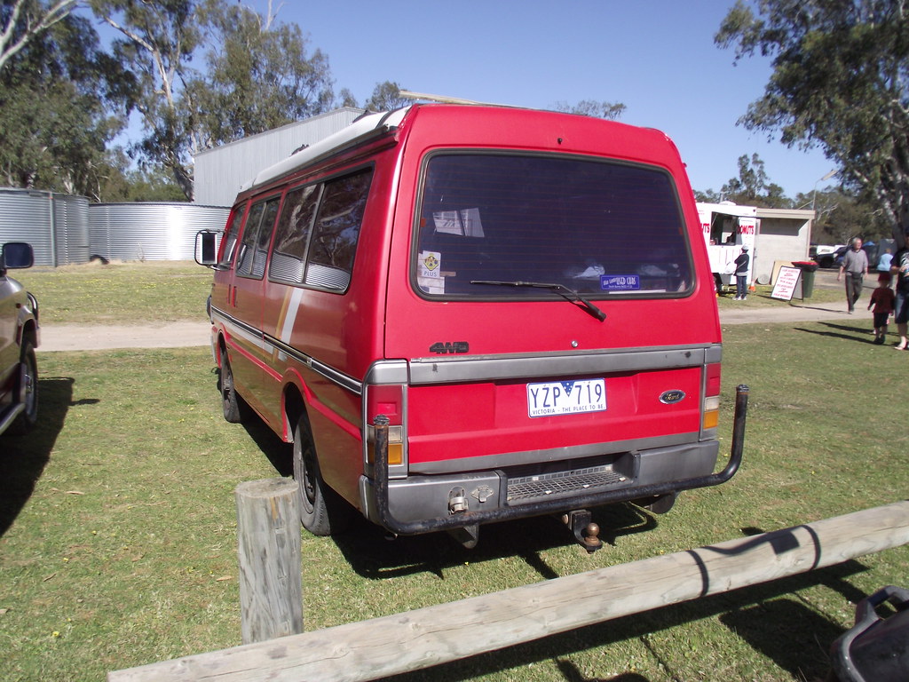 1986 Ford Econovan 4WD Camper | This is 