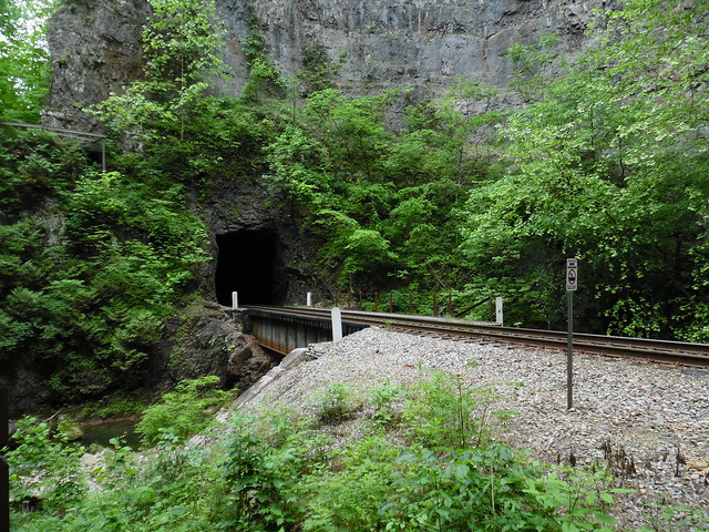 Natural Tunnel State Park