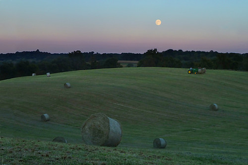moon tractor field pennsylvania farm fullmoon haybales chestercounty flickrdiamond stroudpreserve
