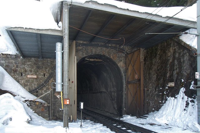Albula Tunnel - Portal Preda