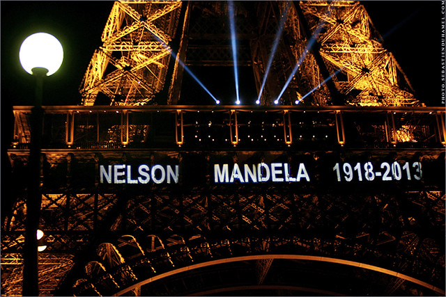 Nelson Mandela nous a quittés... IMG131215_034_©_S.D/S.I.P_Compression700x467