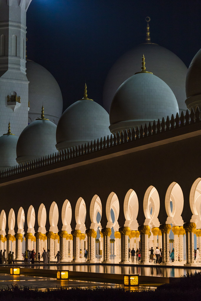 Sheikh Zayed Mosque at night, Abu Dhabi
