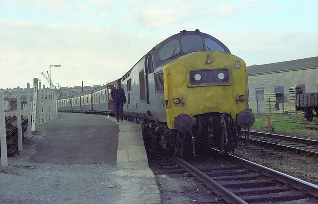37268 Milford Haven 2C57 29th March 1982