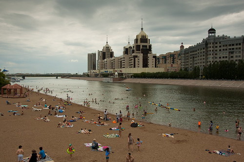 people sun beach river centralasia kazakhstan astana ishim казахстан астана қазақстан ақмола
