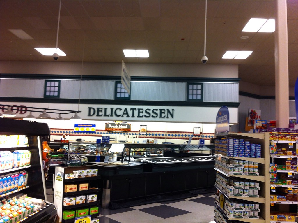 Truse Parkway Kroger/Former Schnucks/Albertson's 799
