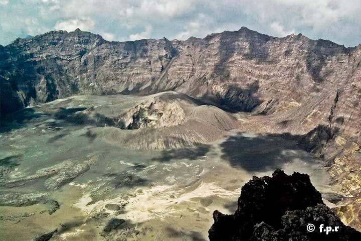 Mount Rageoun Mount Raung | Flickr
