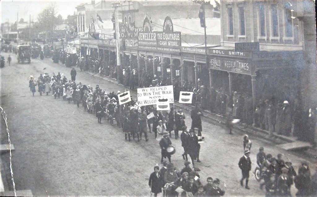 Peace Parade after WW1 in Kyneton, Victoria