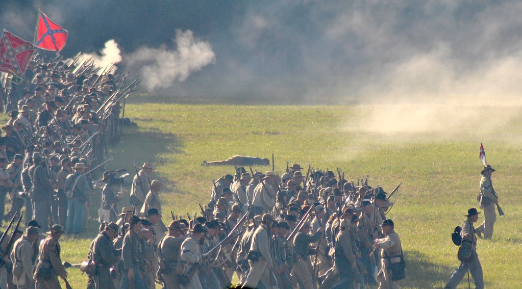 Confederate re-enactors moving forward at Gettysburg