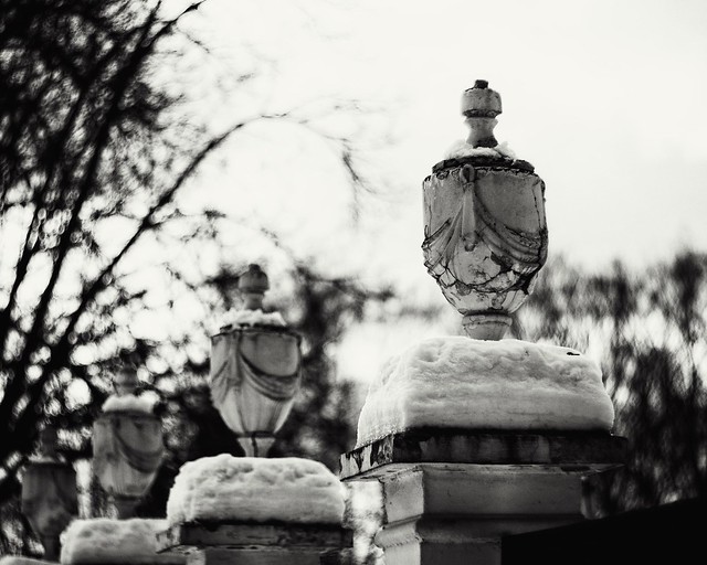 Зимняя прогулка в усадьбе Кусково. Декоративные вазоны | Winter Outing At Kuskovo Estate. Decorative Vases