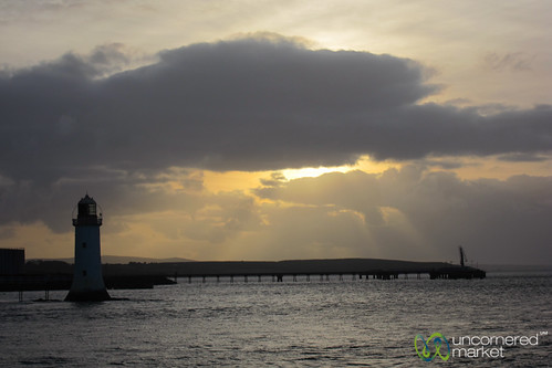 ireland sunset lighthouse ferry clare tarbert killimer irelandroadtrip shannonferry