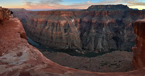 Sunrise at Toroweap by ladigue_99, arizona sunrise alba hiking grandcanyon hike erosion coloradoriver geology northrim geologia tuweep