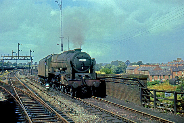 R1771.  46165 at Woodford Halse. 8th August, 1964.