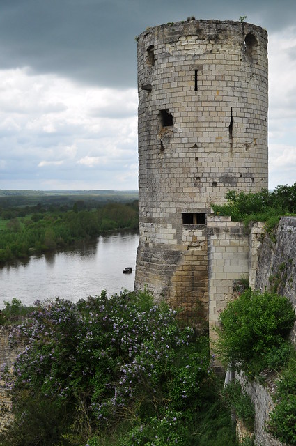 Chinon - le château (tour du Moulin)