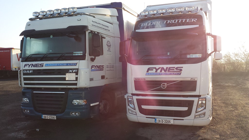 Fynes Logistics DAF XF & Volvo FH 12314 On The Road