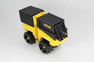 LEGO® BOMAG Grabenwalze 3 | by CubeBricks